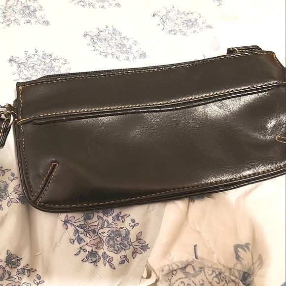 Y2K Vegan Leather Wristlet - Picture 4 of 5
